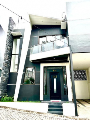 Arrayyan B-11 with Balcony